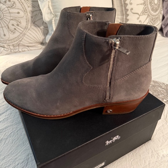 Coach suede booties - Picture 3 of 5